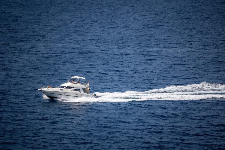 boat, sea, yacht-8123031.jpg